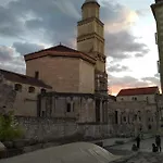 公寓 Sfinga In The Heart Of Diocletian's Palace 斯普利特