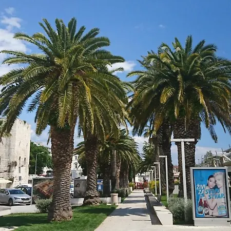 Apartment Sfinga In The Heart Of Diocletian's Palace *