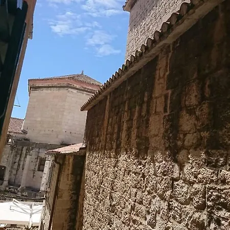 Apartment Sfinga In The Heart Of Diocletian's Palace Split
