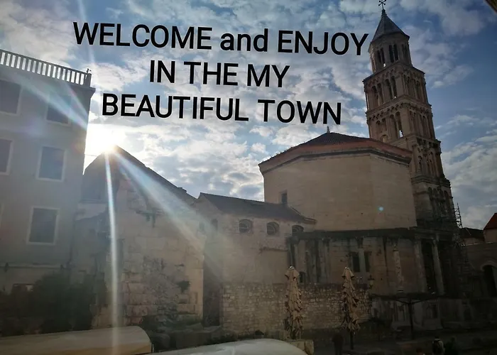 公寓 Sfinga In The Heart Of Diocletian's Palace *