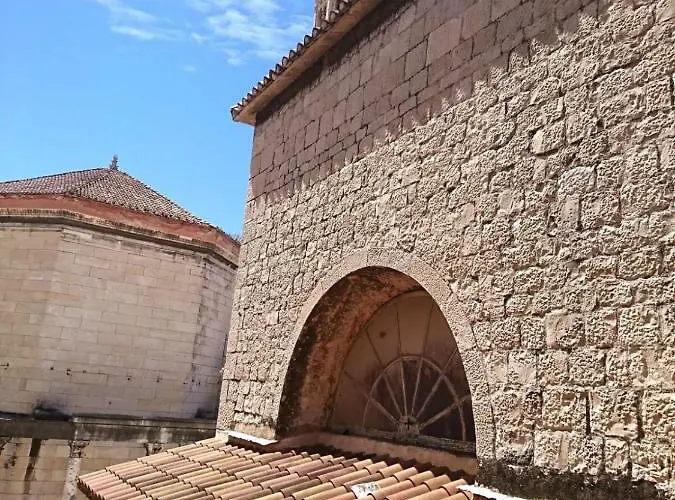 Sfinga In The Heart Of Diocletian's Palace 公寓